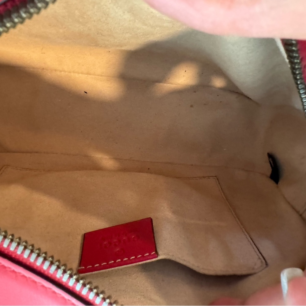 Gucci Red Chevron GG Marmont Crossbody Bag with Gold Hardware - Picture 8 of 14